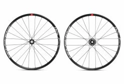 Produit Reconditionné - Paire De Roues Fulcrum Racing 7 Disc | 12x100 - 12x142mm | Centerlock